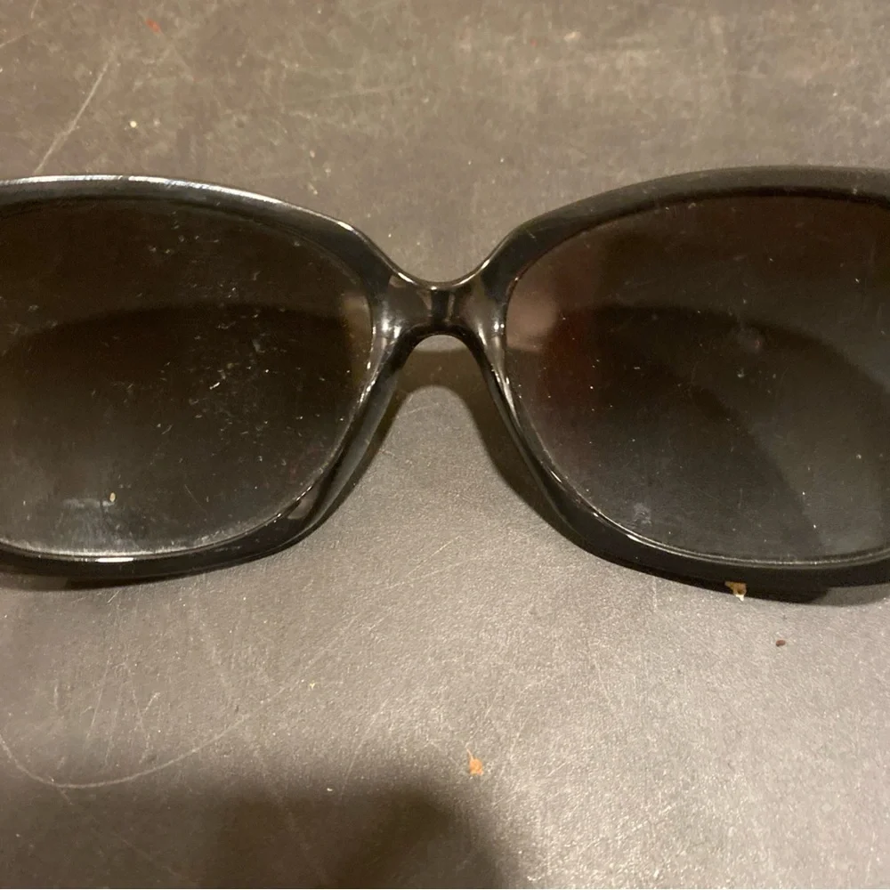 DKNY DY 4087 3540/8D Solid Black 59-16-135 Sunglasses G29/2 - Picture 6 of 10